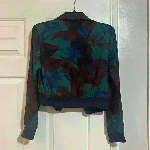 Urban Outfitters Women's Floral Cropped Windbreaker Jacket Size S - Picture 5 of 7